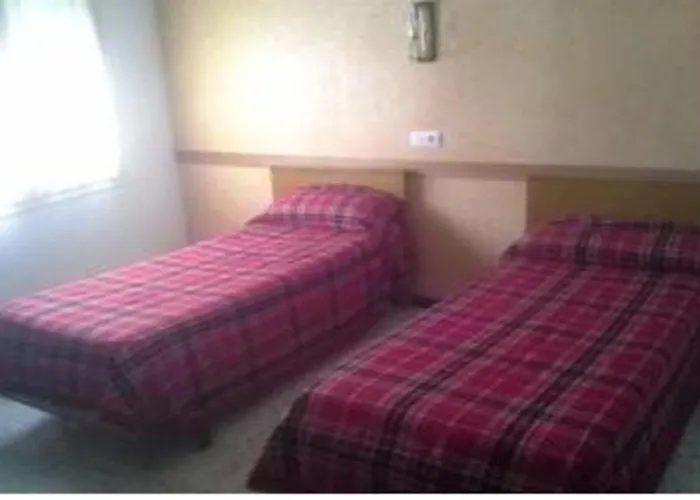 Neptuno Hostal